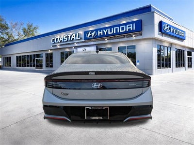 2026 Hyundai SONATA HYBRID SEL