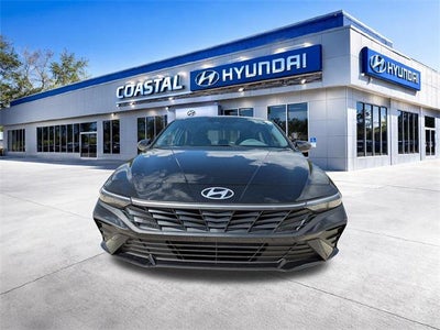 2026 Hyundai ELANTRA SE