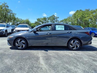 2025 Hyundai ELANTRA SEL Sport