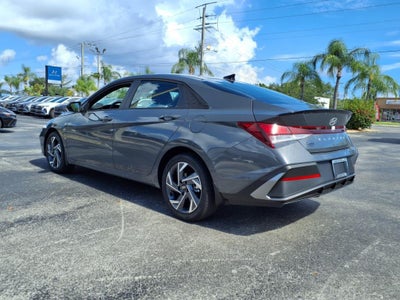 2025 Hyundai ELANTRA SEL Sport