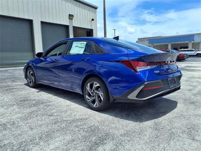 2025 Hyundai ELANTRA SEL Sport