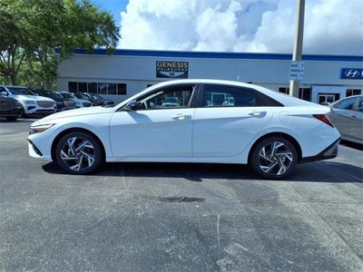2025 Hyundai ELANTRA HYBRID SEL Sport