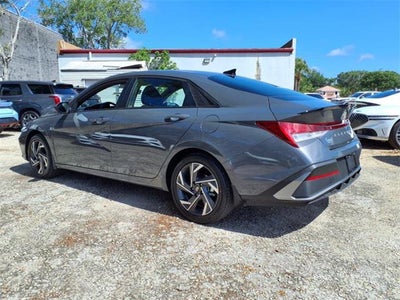 2025 Hyundai ELANTRA HYBRID SEL Sport