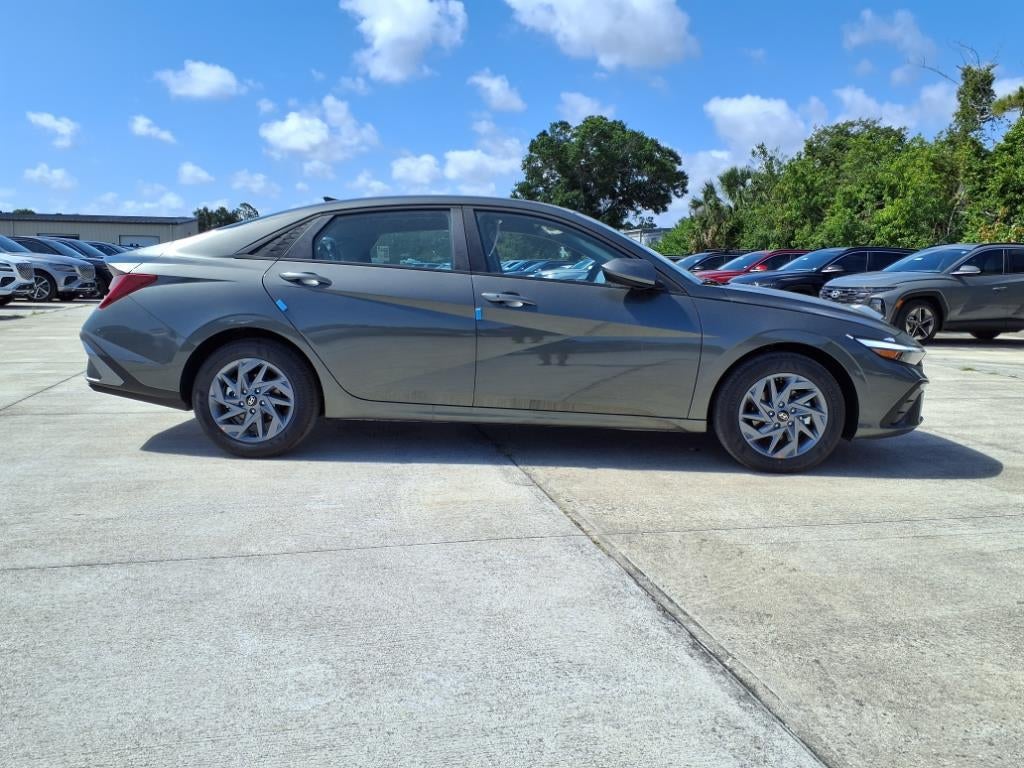 2025 Hyundai ELANTRA HYBRID Blue