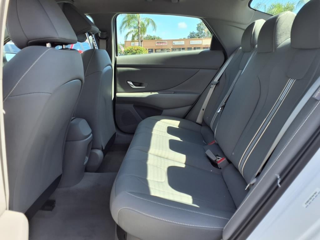 2025 Hyundai ELANTRA HYBRID SEL Sport