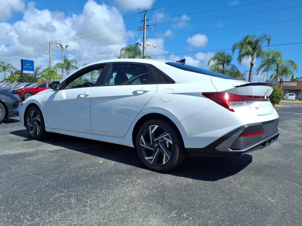 2025 Hyundai ELANTRA HYBRID SEL Sport