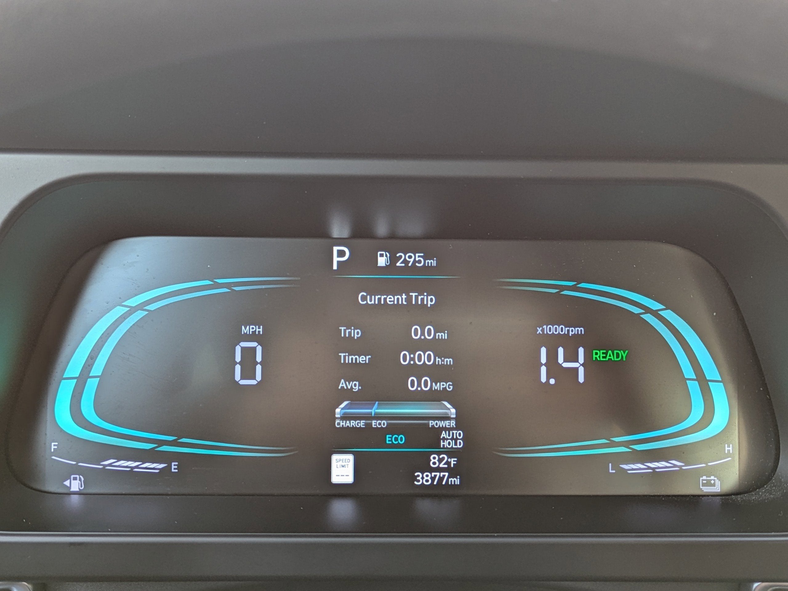 2025 Hyundai Elantra Blue - Photo 26