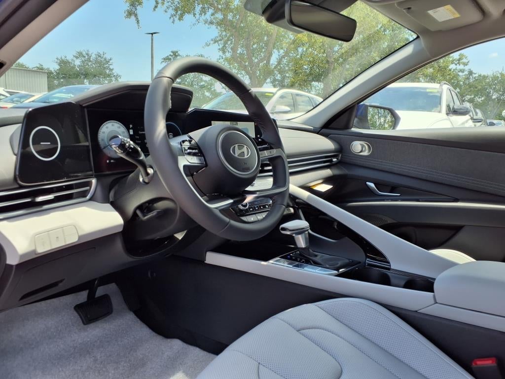 2025 Hyundai ELANTRA HYBRID Limited