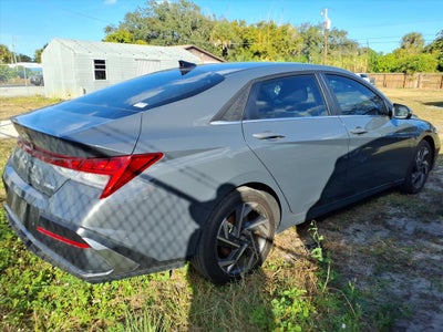 2024 Hyundai ELANTRA Limited CERTIFIED
