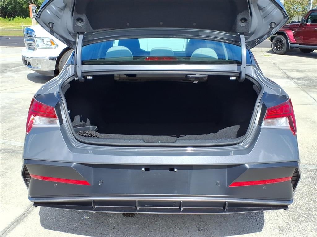 2024 Hyundai ELANTRA Limited CERTIFIED