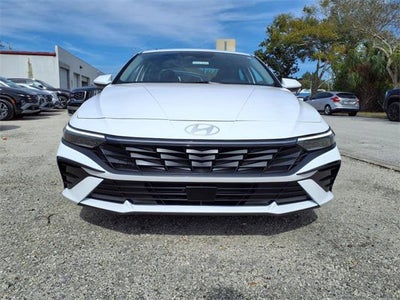 2025 Hyundai ELANTRA SEL Convenience