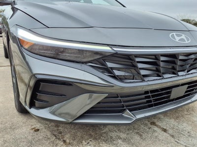 2025 Hyundai ELANTRA SEL Convenience