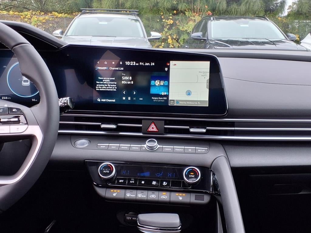 2025 Hyundai ELANTRA SEL Convenience