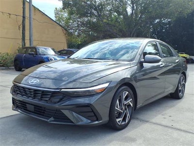 2025 Hyundai ELANTRA SEL Convenience