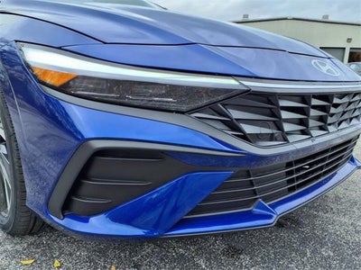 2025 Hyundai ELANTRA SEL Convenience