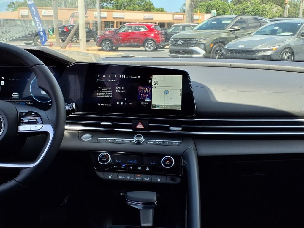 2025 Hyundai ELANTRA SEL Convenience