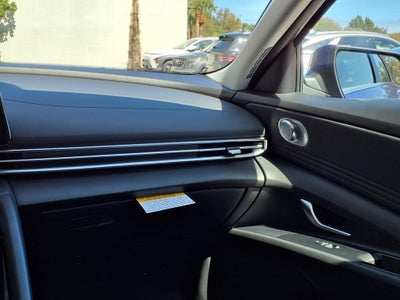 2025 Hyundai ELANTRA SEL Convenience