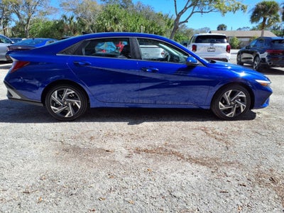 2025 Hyundai ELANTRA SEL Convenience