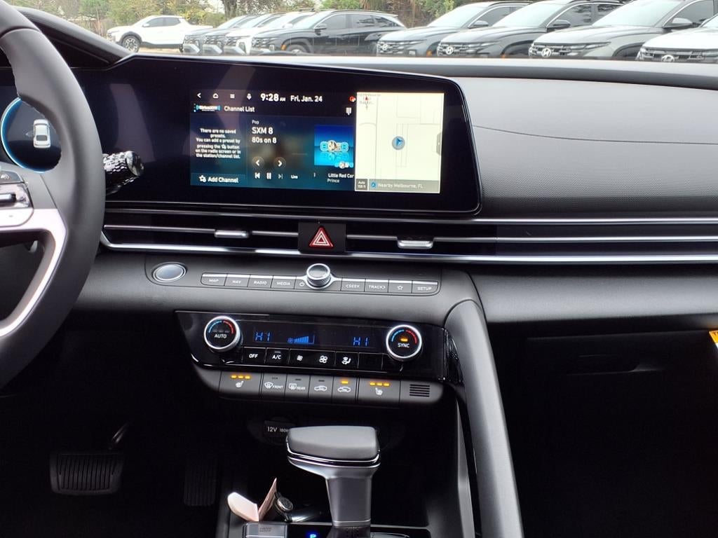 2025 Hyundai ELANTRA SEL Convenience