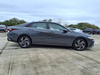 2025 Hyundai ELANTRA SEL Convenience