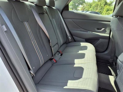 2025 Hyundai ELANTRA SEL Convenience