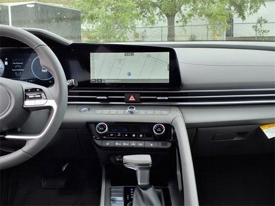 2025 Hyundai ELANTRA SEL Convenience