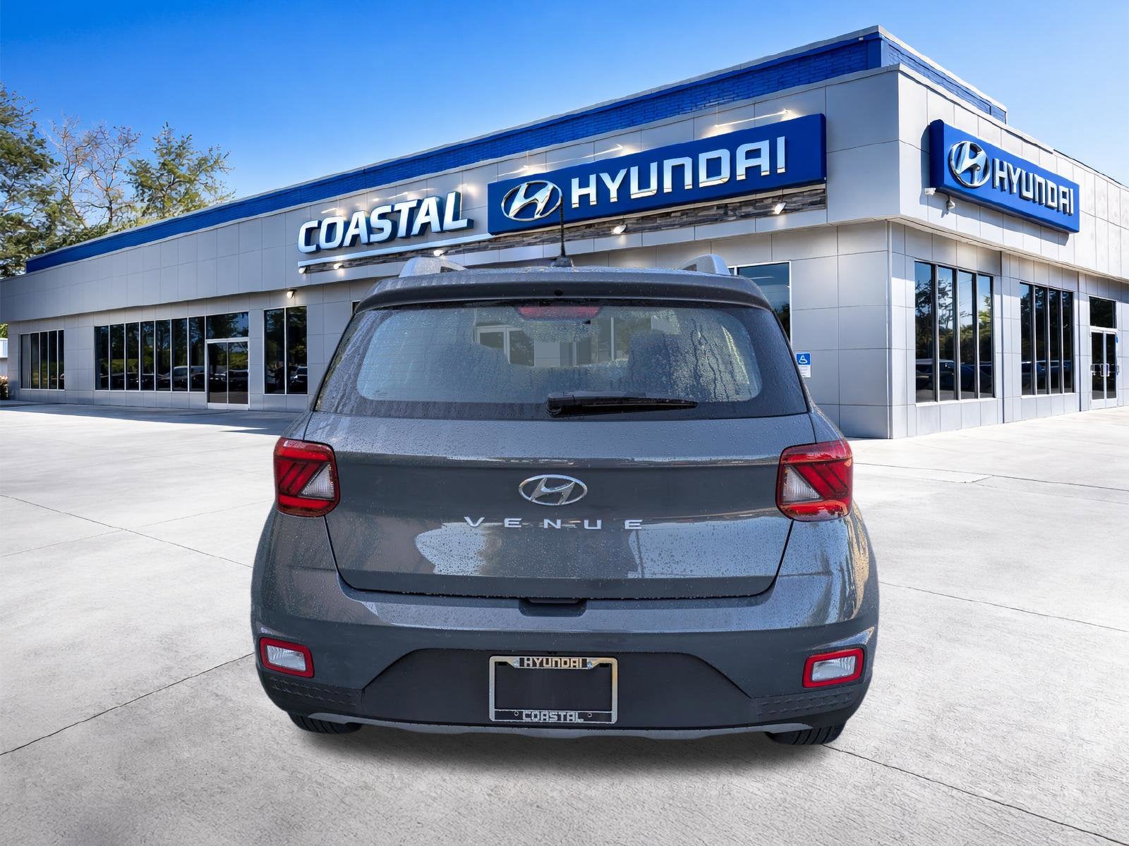 2025 Hyundai VENUE SEL
