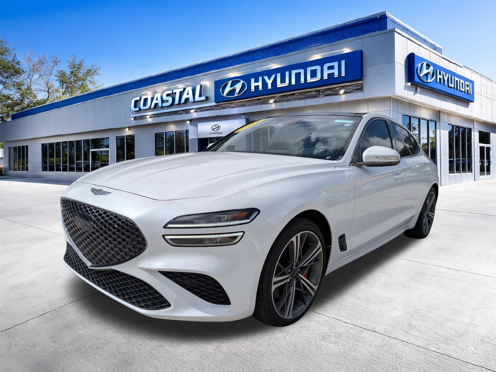 2025 GENESIS G70 Standard - Photo 8