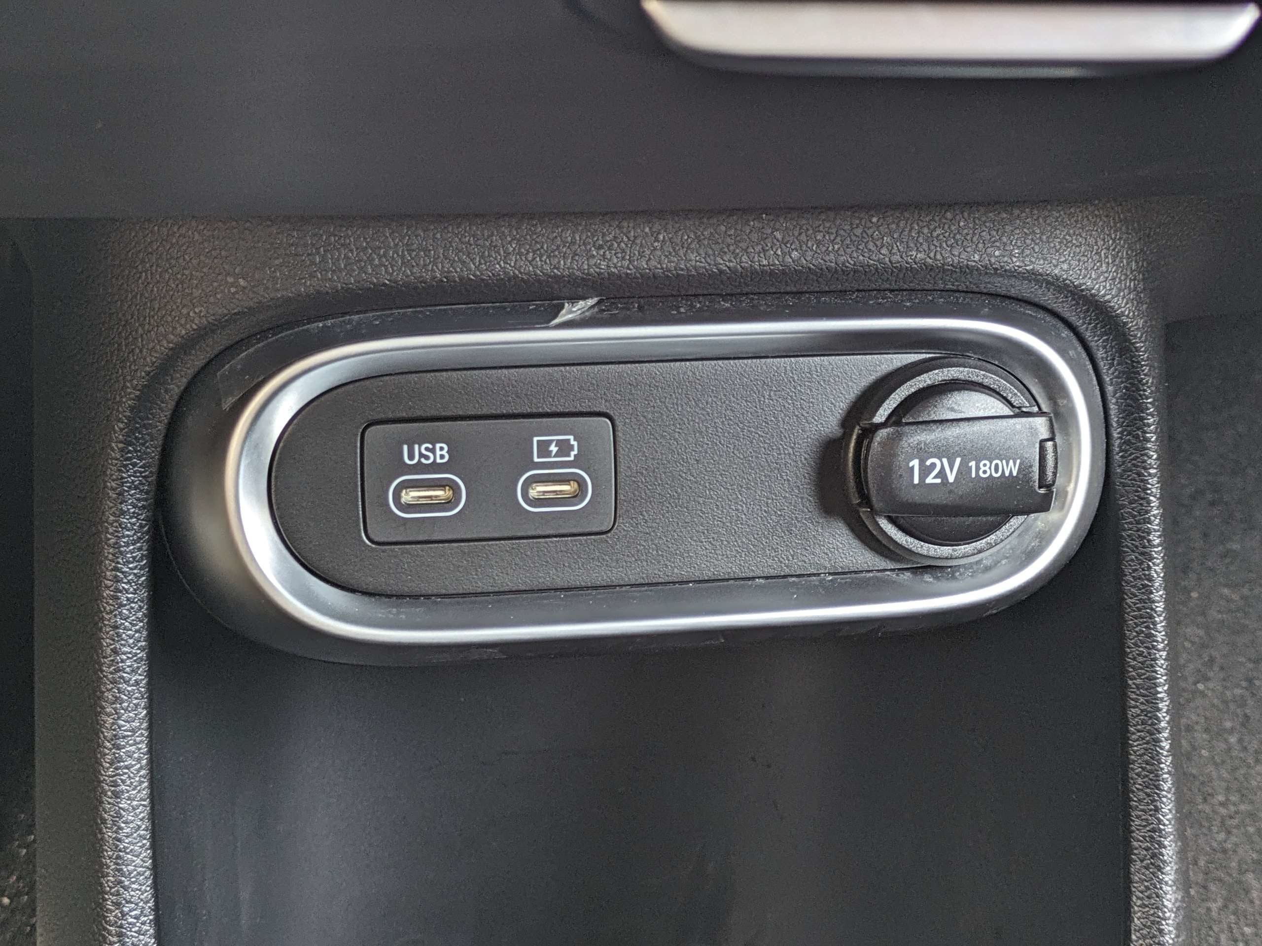 2023 Genesis GV60 Advanced