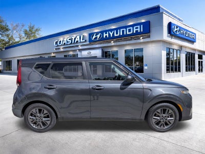 2022 Kia Soul EX