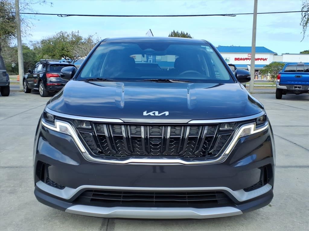 2024 Kia Carnival LX