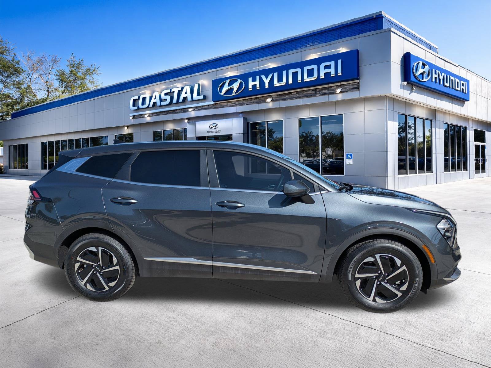 2023 Kia Sportage Hybrid LX