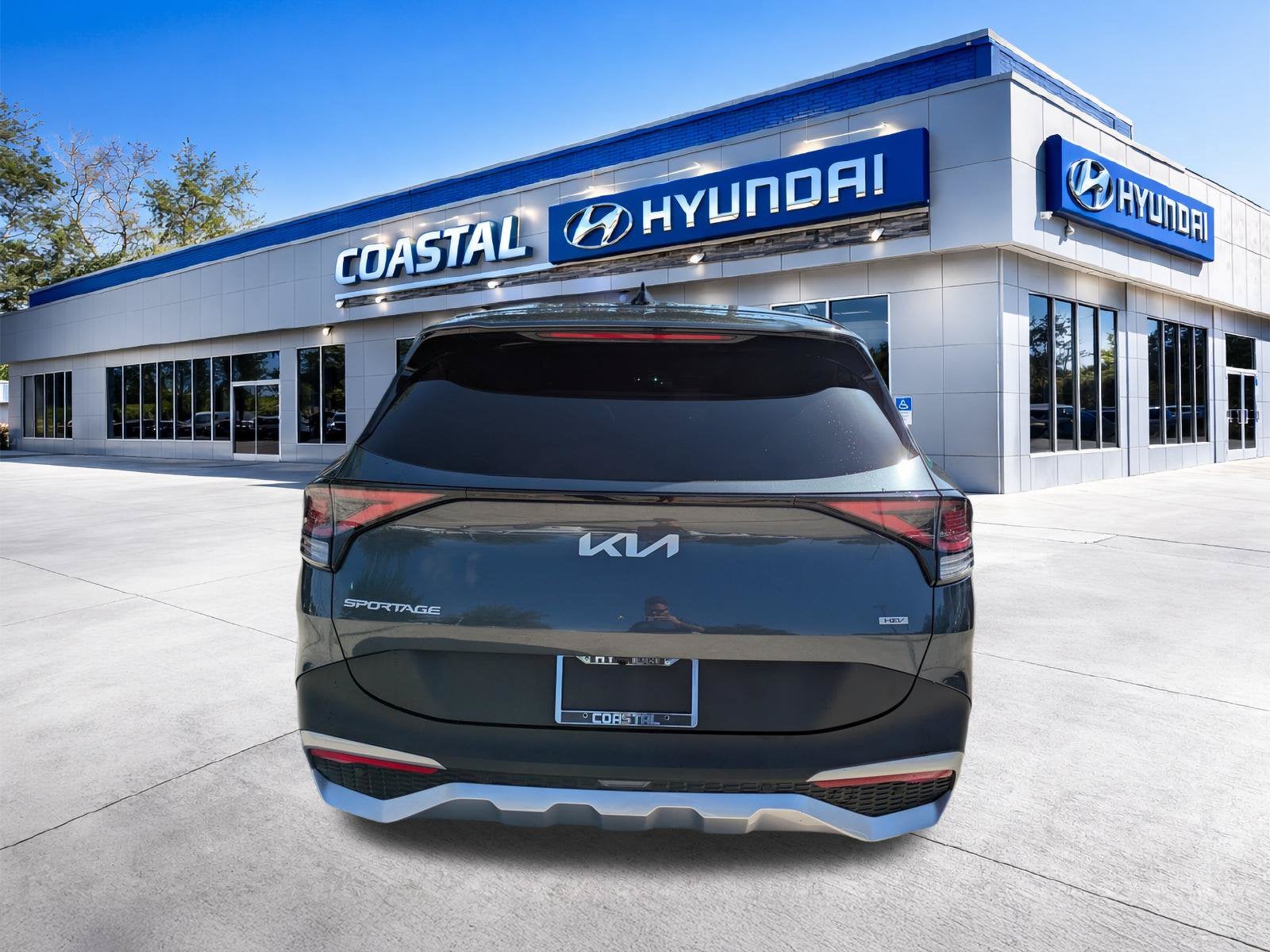 2023 Kia Sportage Hybrid LX