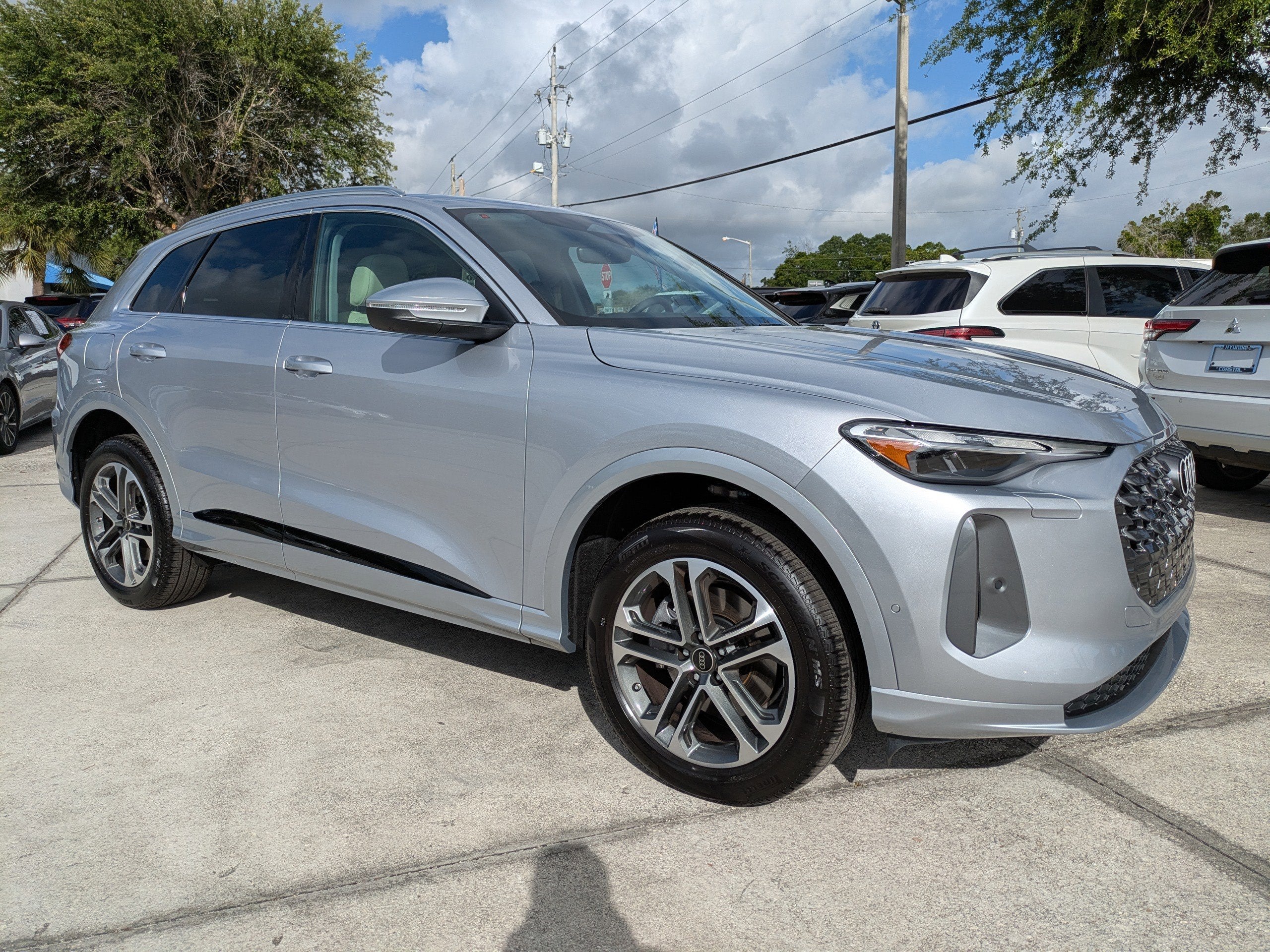 2025 Audi Q5 Premium