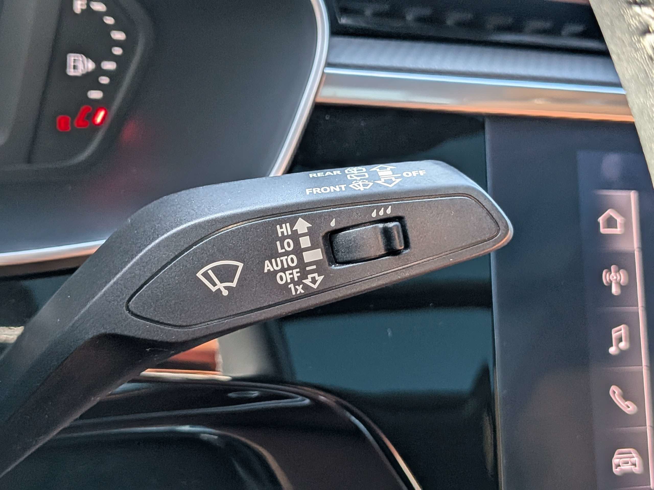 2022 Audi Q3 Premium
