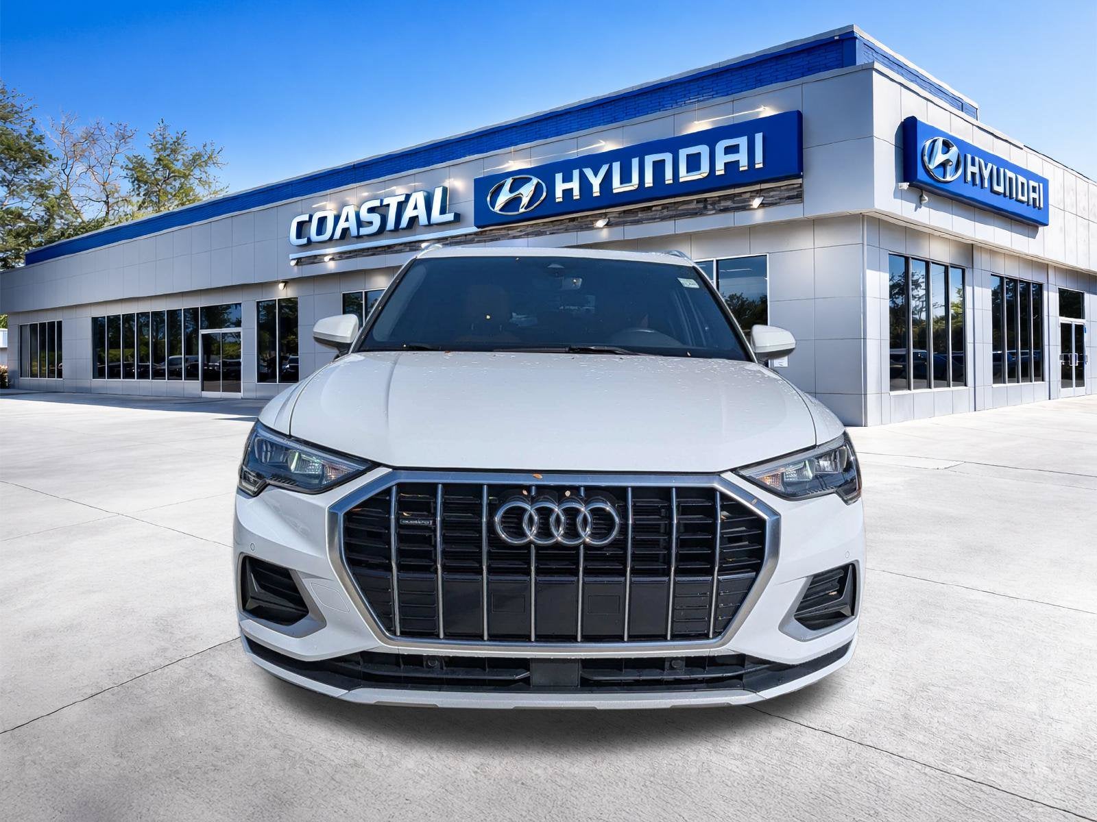 2022 Audi Q3 Premium