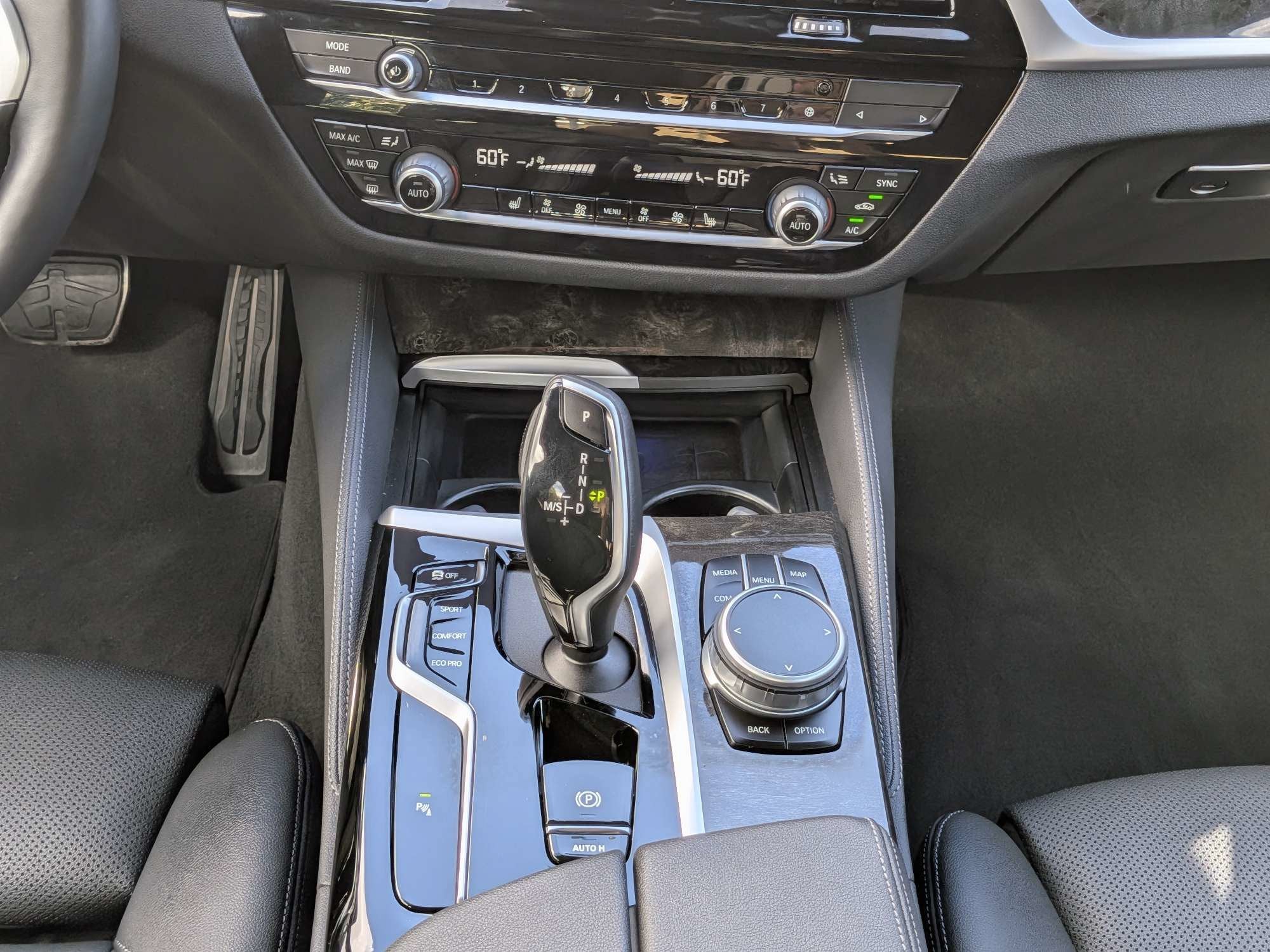 2022 BMW 5 Series 540i