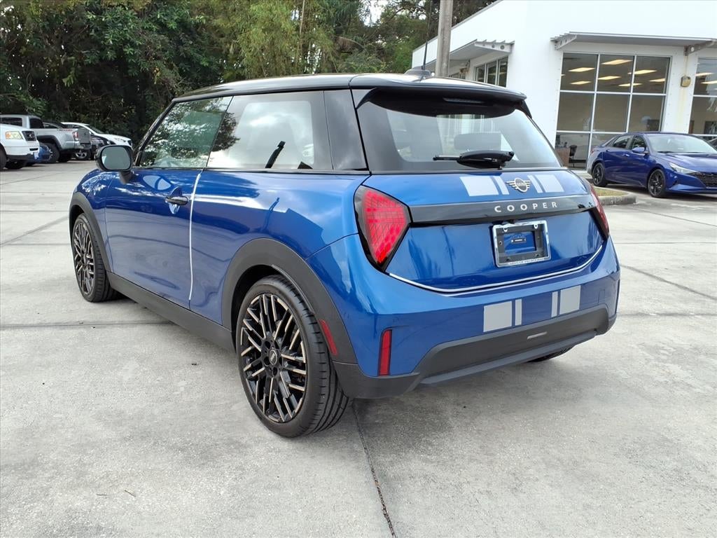 2025 MINI Hardtop 2 Door Signature Plus