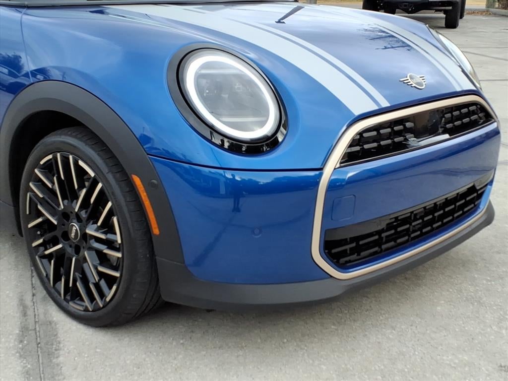 2025 MINI Hardtop 2 Door Signature Plus