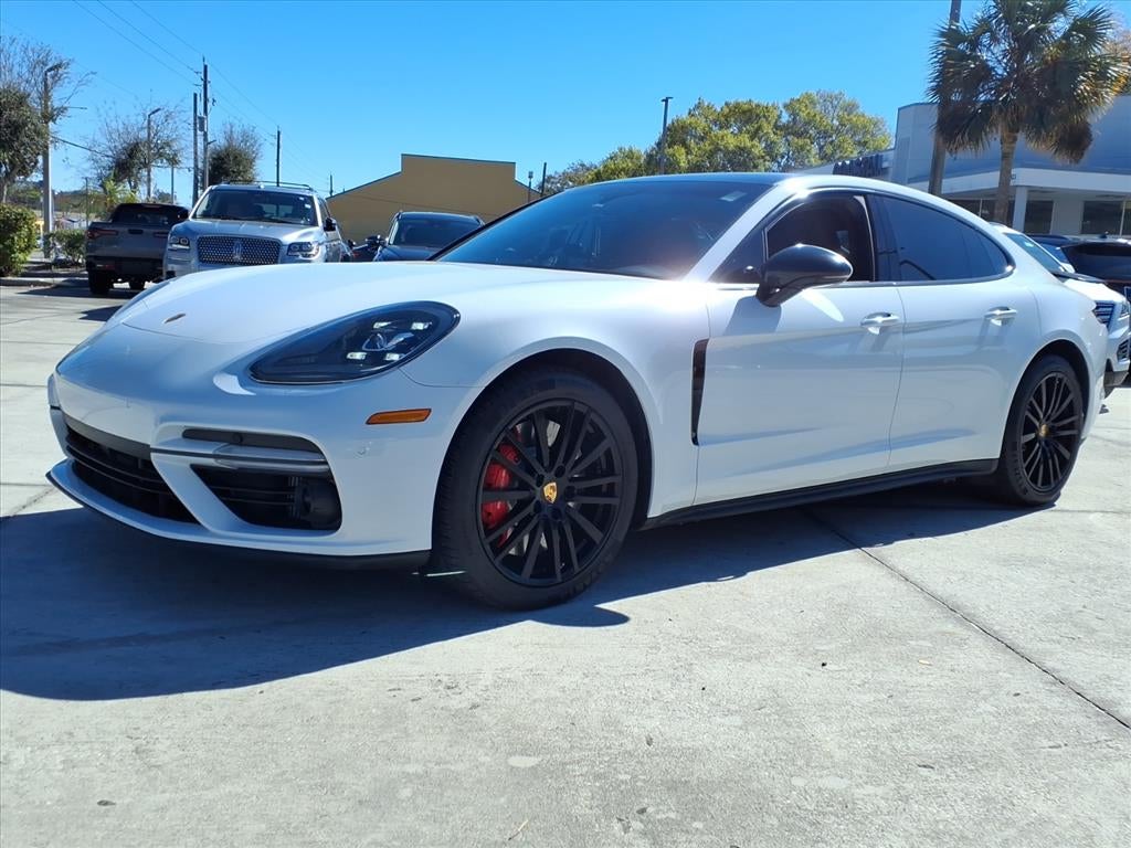2017 Porsche Panamera Turbo