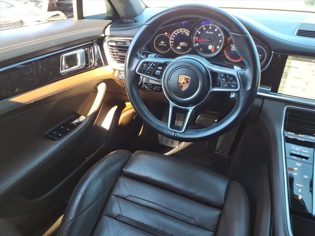 2017 Porsche Panamera Turbo