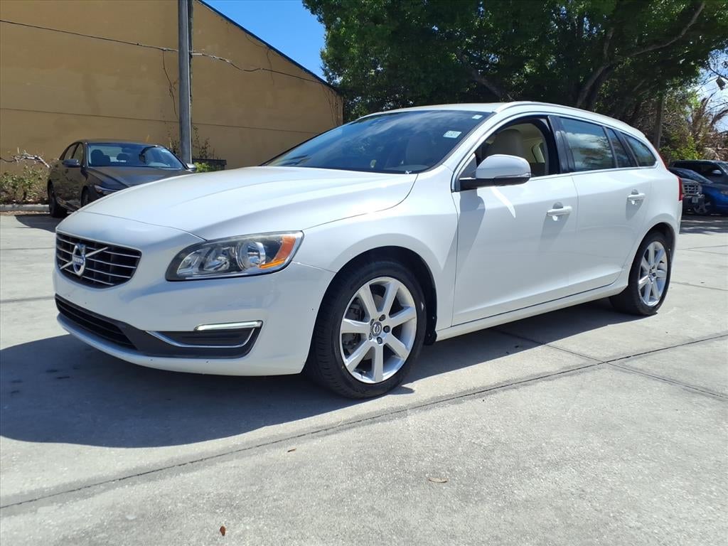 2016 Volvo V60 T5