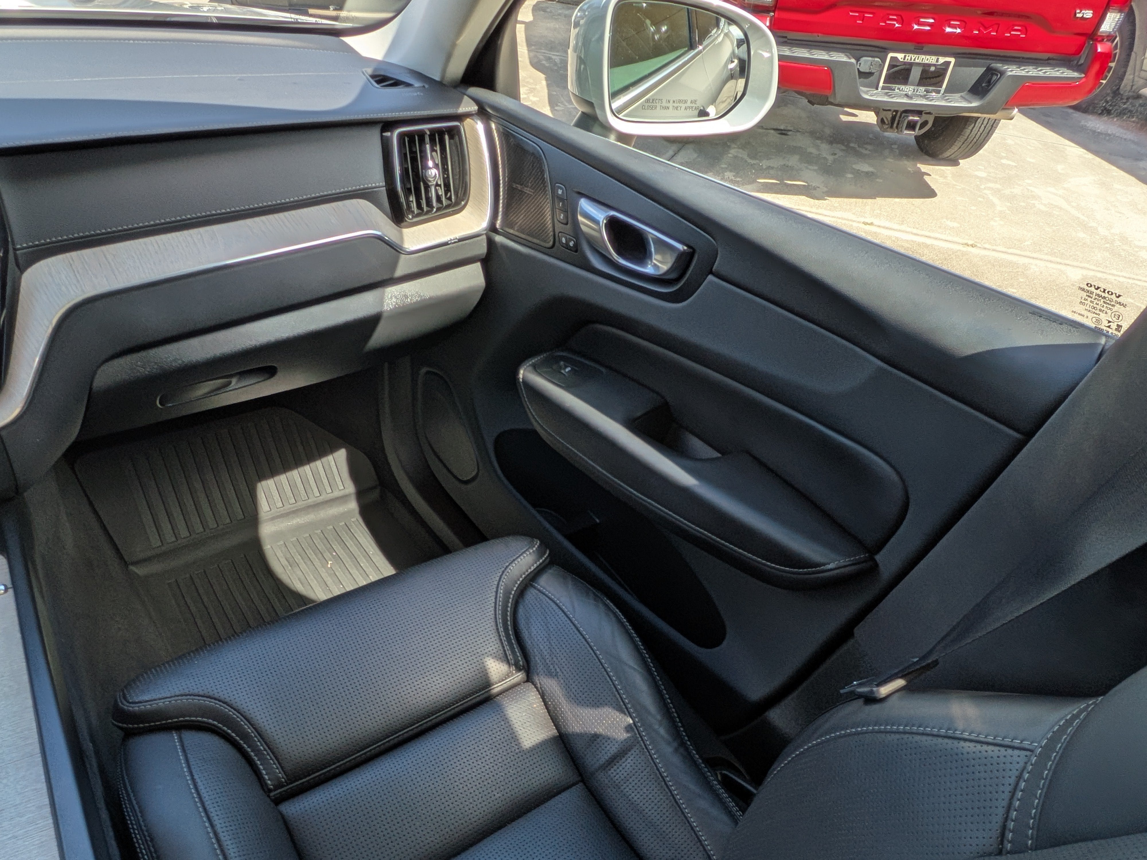 2022 Volvo XC60 Inscription