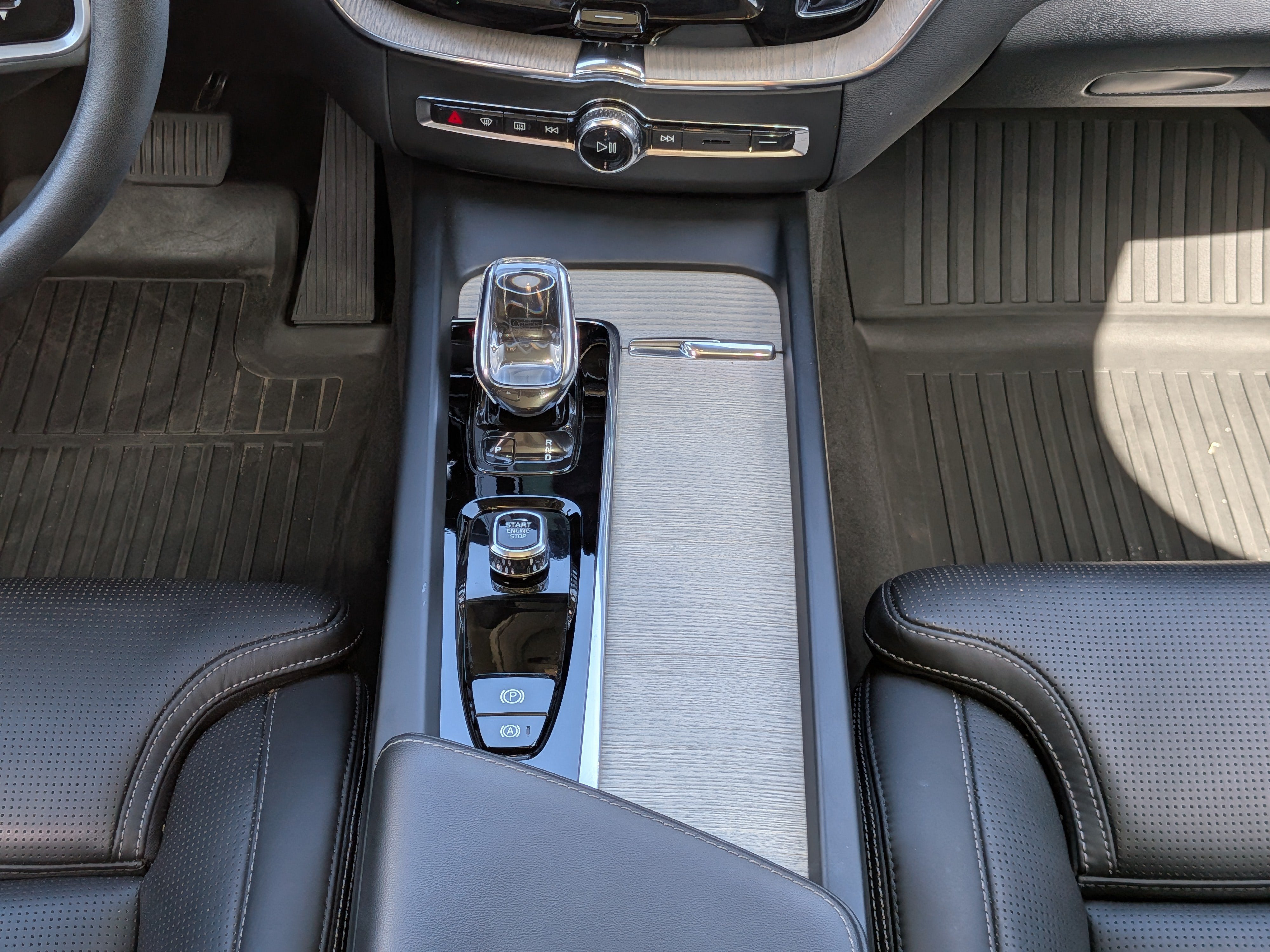 2022 Volvo XC60 Inscription