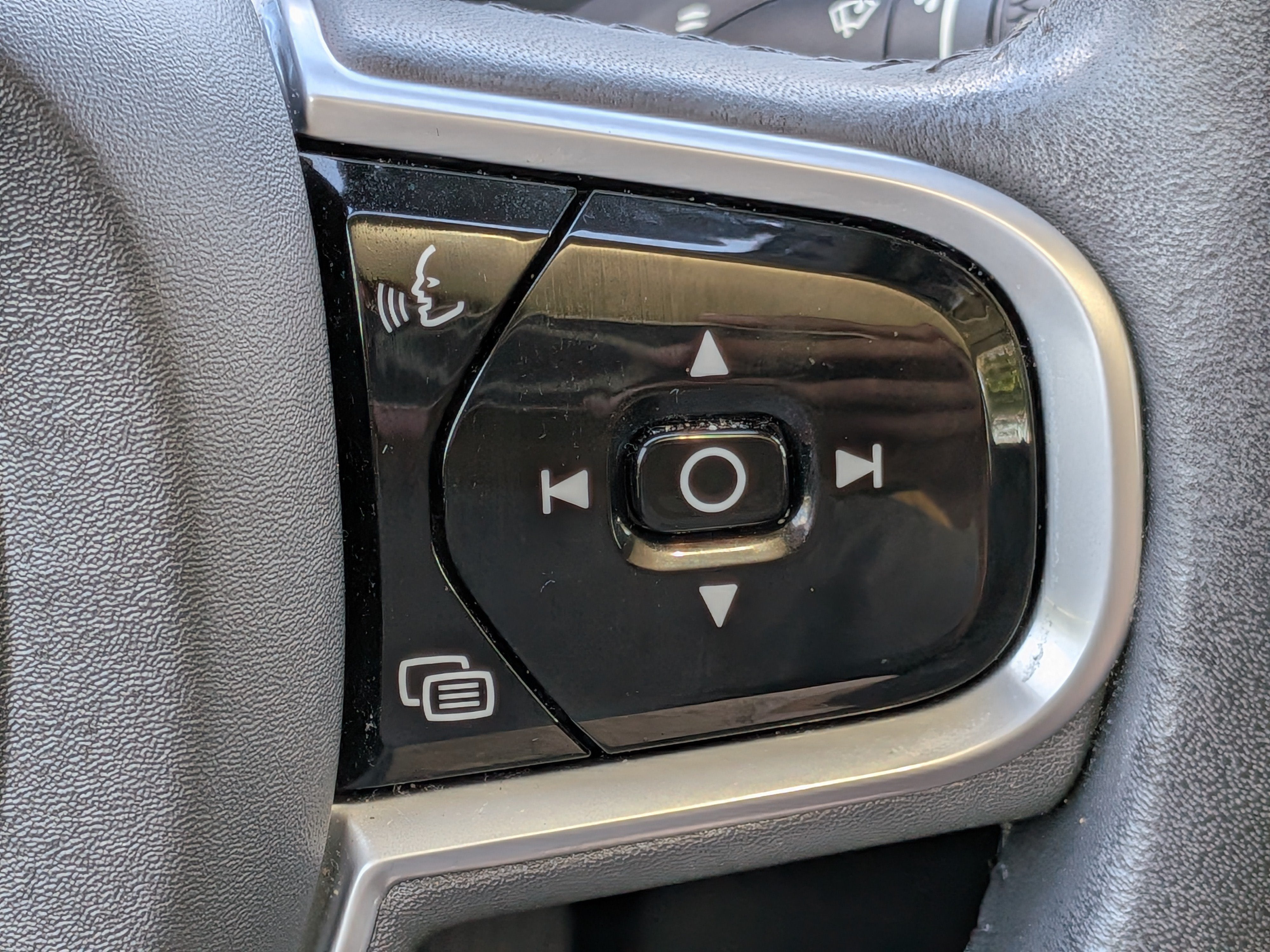 2022 Volvo XC60 Inscription