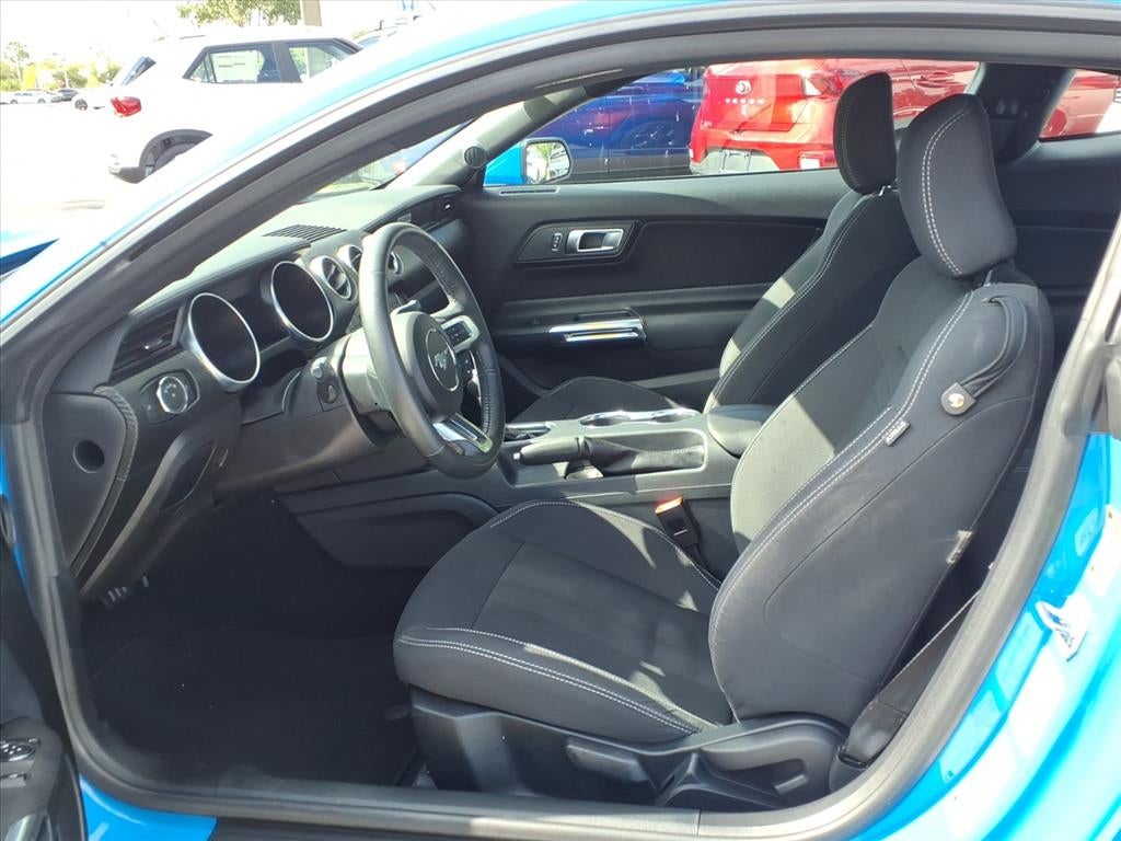 2022 Ford Mustang EcoBoost