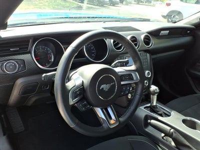 2022 Ford Mustang EcoBoost