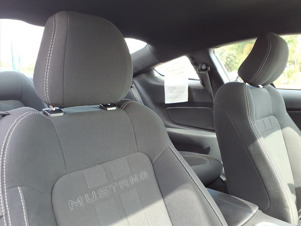 2022 Ford Mustang EcoBoost
