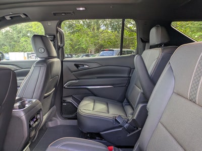 2025 Chevrolet Traverse FWD High Country