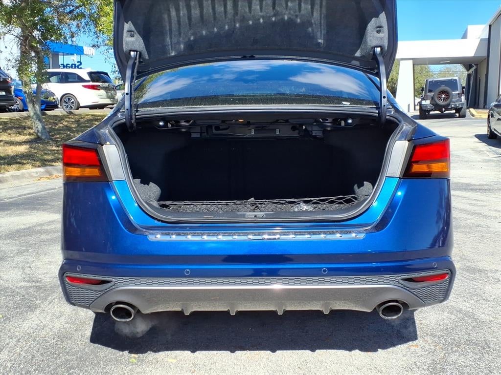 2022 Nissan Altima 2.0 SR